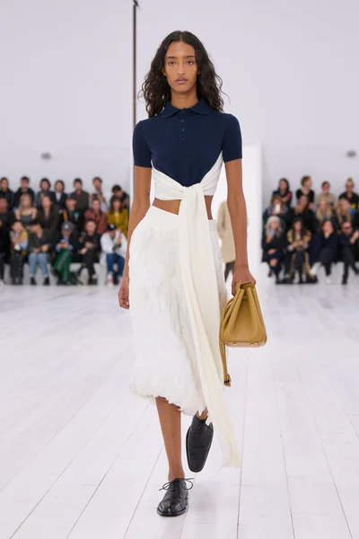 Look 44